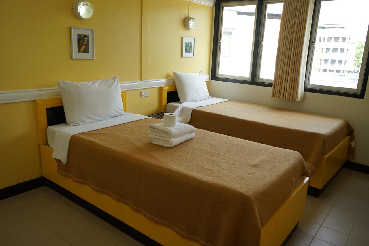 Yes Kaosan Hotel Bangkok Ngoại thất bức ảnh