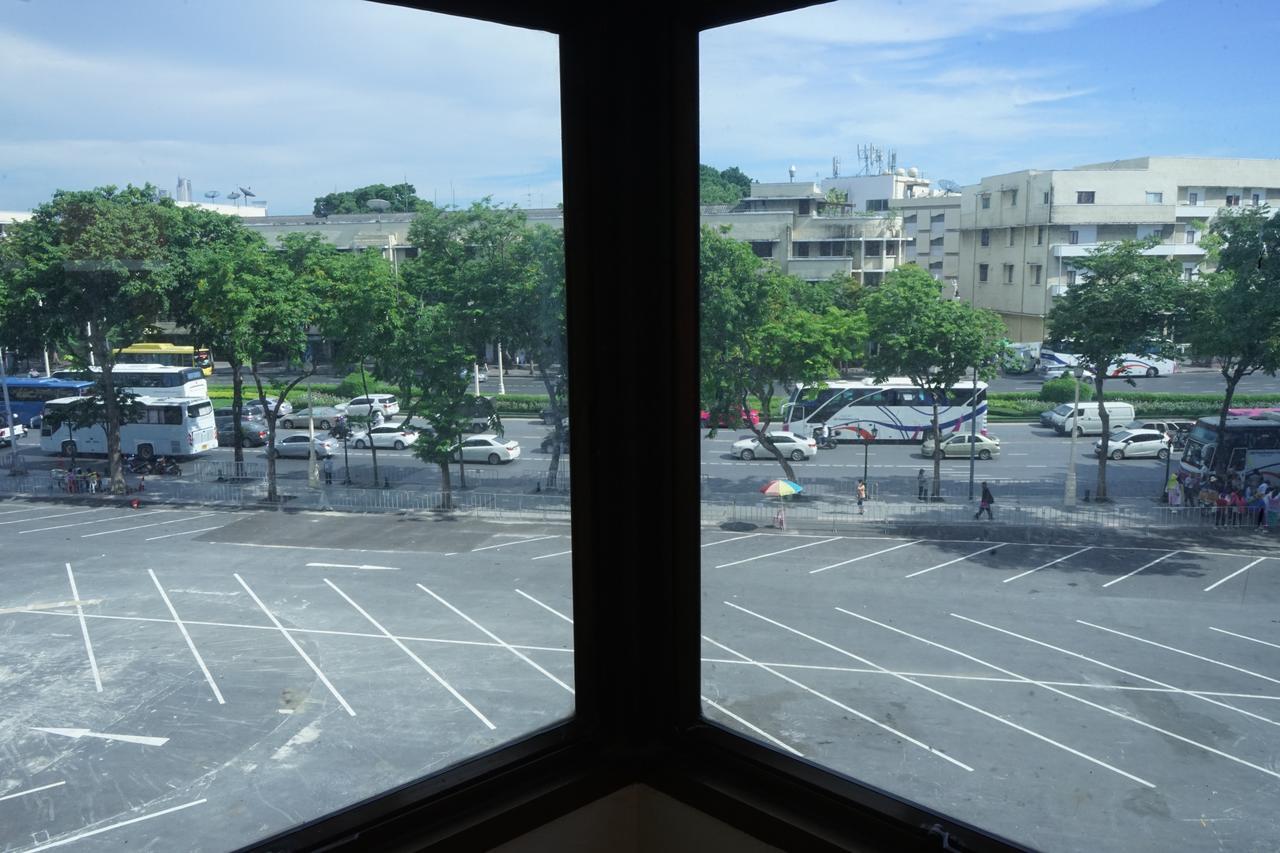 Yes Kaosan Hotel Bangkok Ngoại thất bức ảnh